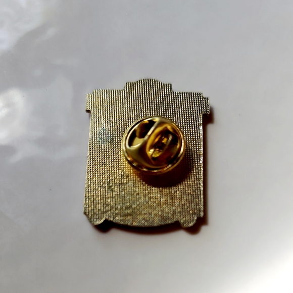 Vintage MLB BASEBALL Cincinnati Red Stockings Spring 1869 Gold Tack Pin V 4694 - Picture 2 of 5